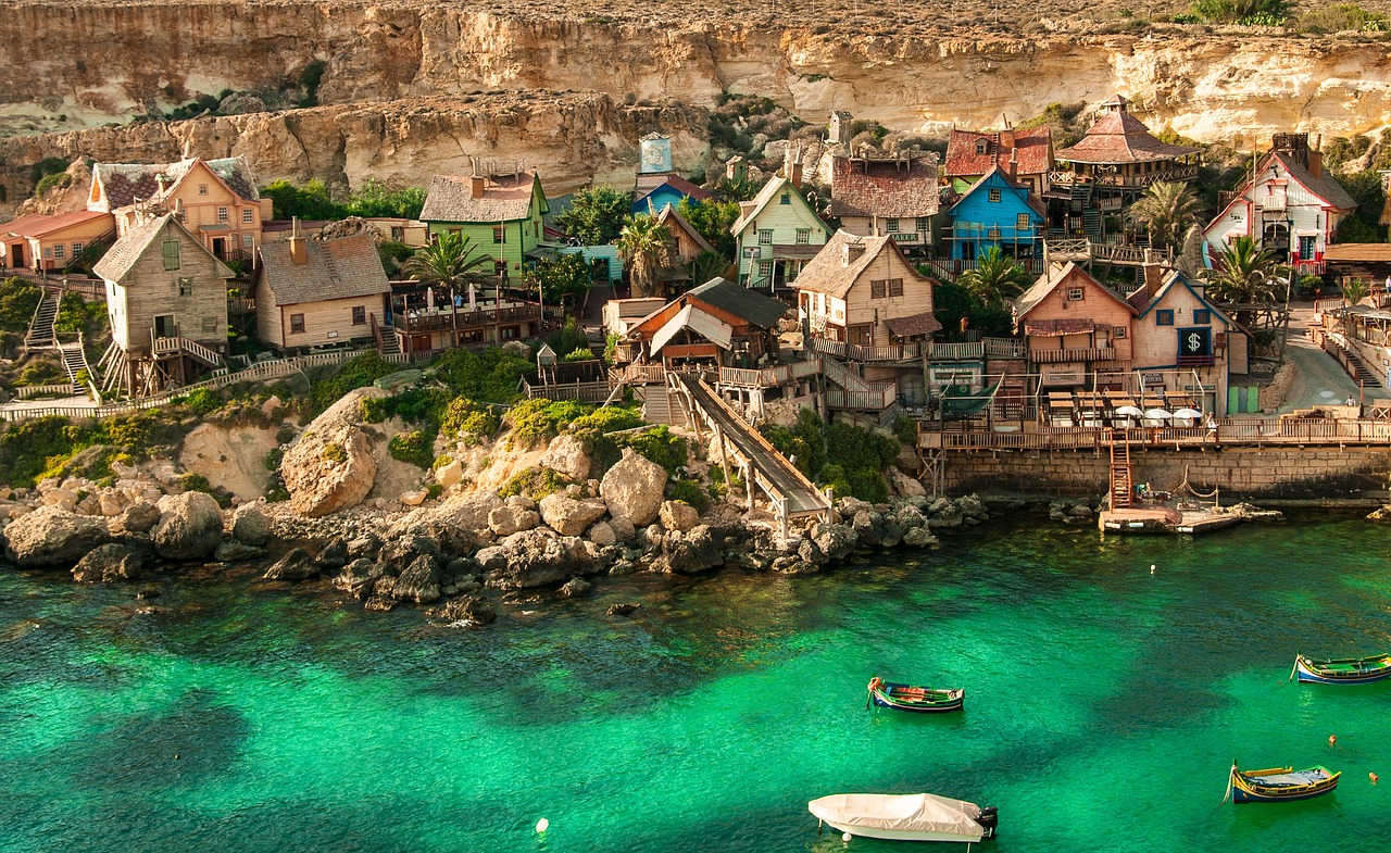 popeye-village-4158038_1280